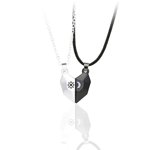 Load image into Gallery viewer, Korean Fashion Magnetic Couple Necklace
