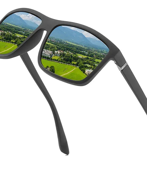 Load image into Gallery viewer, HD Polarized Sunglasses
