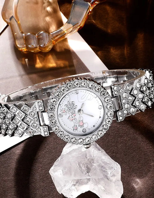 Load image into Gallery viewer, Women&#39;s Luxury Watch Set
