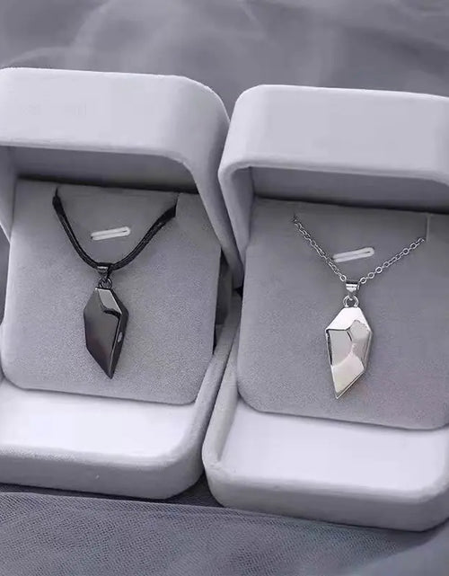 Load image into Gallery viewer, Korean Fashion Magnetic Couple Necklace
